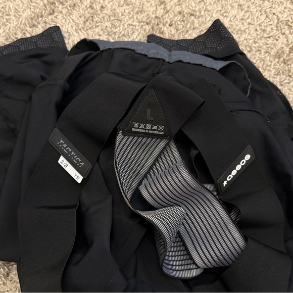 Assos Men's Tactica Kieskafer Gravel Bib Shorts T5 Large Black - Picture 3 of 3